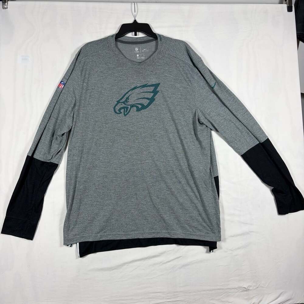 Nike Philadelphia Eagles Size XXL Long Sleeve T-Shirt